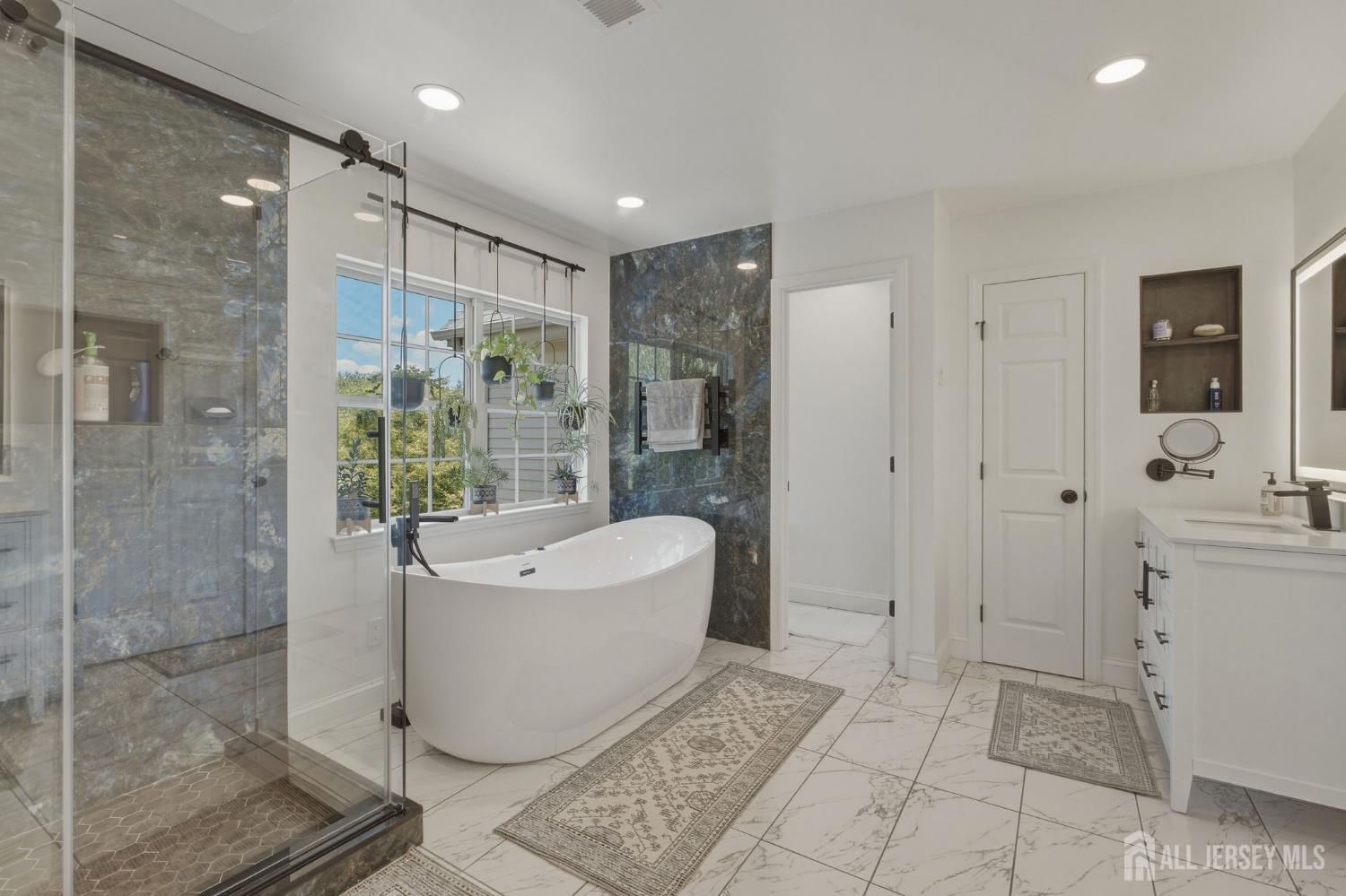 5 Rue Cezanne Somerset, NJ 08873 - Photo 23 of 50