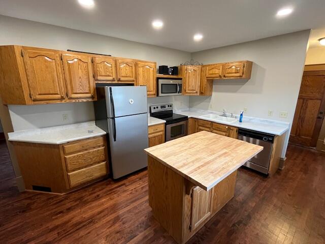 99 Robert Street Fort Atkinson, WI 53538 - Photo 3 of 26 IMG_2302