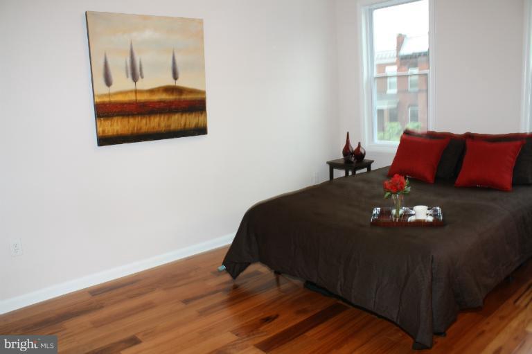 627 M Street Northeast Washington, DC 20002 - Photo 15 of 30 Bedroom (Master)