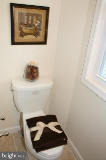 627 M Street Northeast Washington, DC 20002 - Photo 24 of 30 Bath