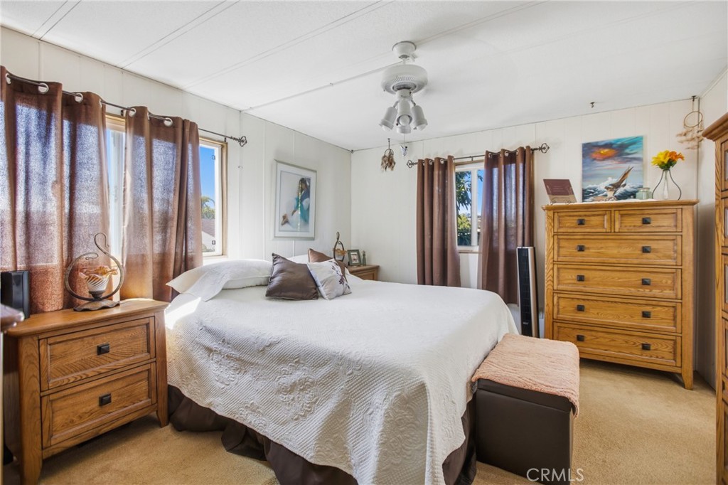 13114 Alpine Drive Poway, CA 92064 - Photo 10 of 28 Gallery Image 10