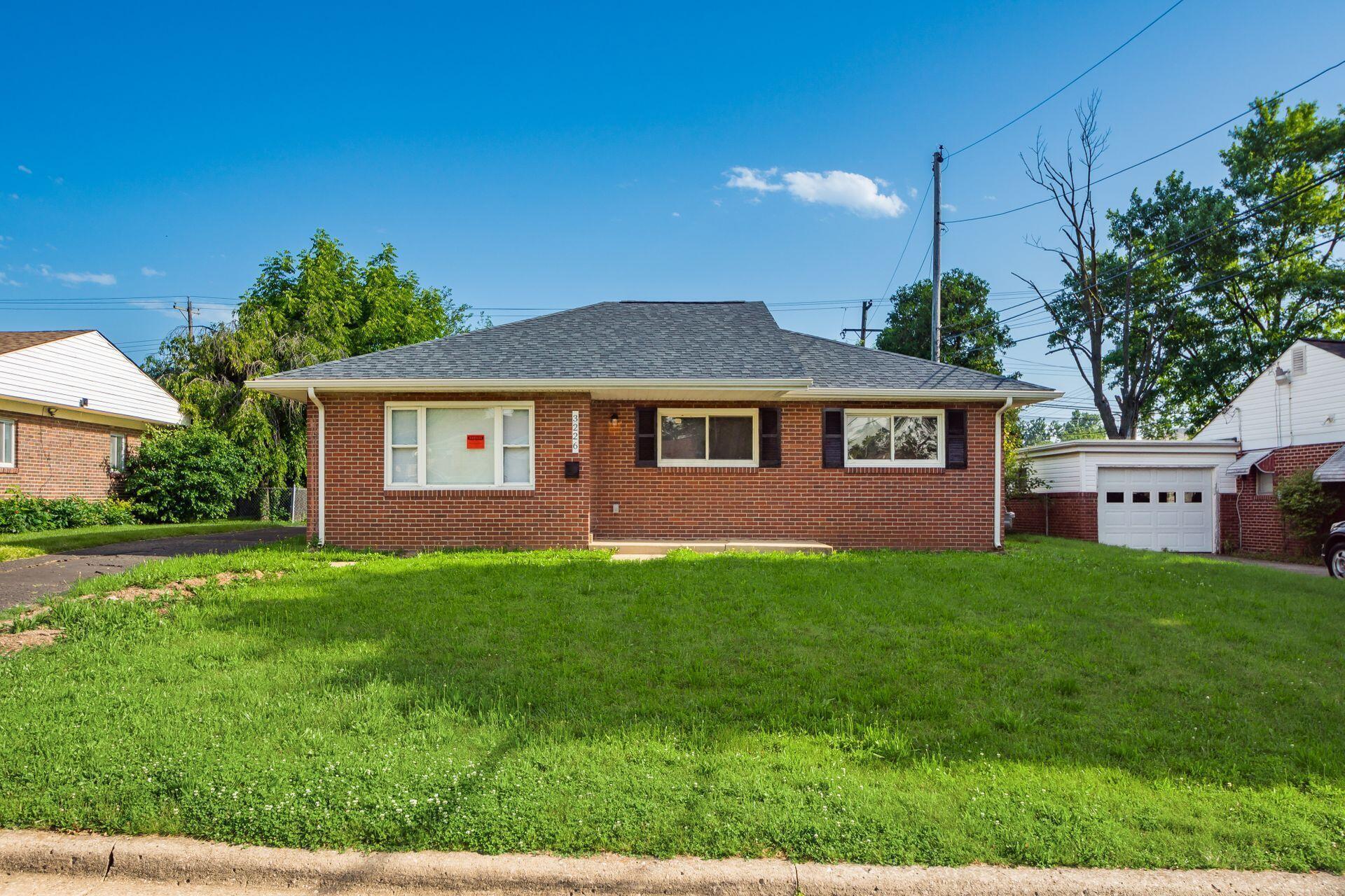 3226 Whitehead Road Columbus, OH 43204 - Photo 4 of 21 3226 Whitehead Rd