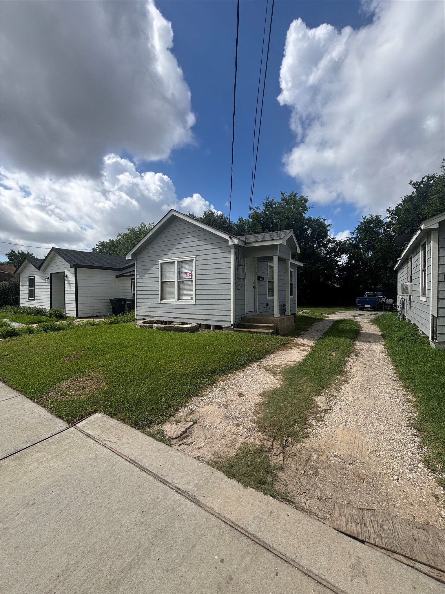 7910 Ford Street Houston, TX 77012 - Photo 1 of 7
