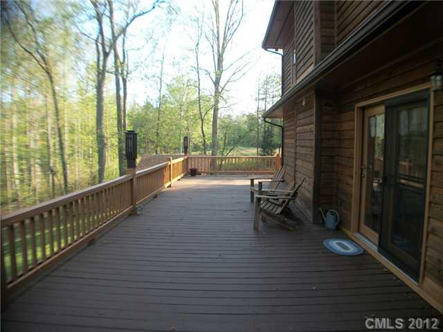 265 McCrary Road Mooresville, NC 28117 - Photo 14 of 16 a view of outdoor space with seating space