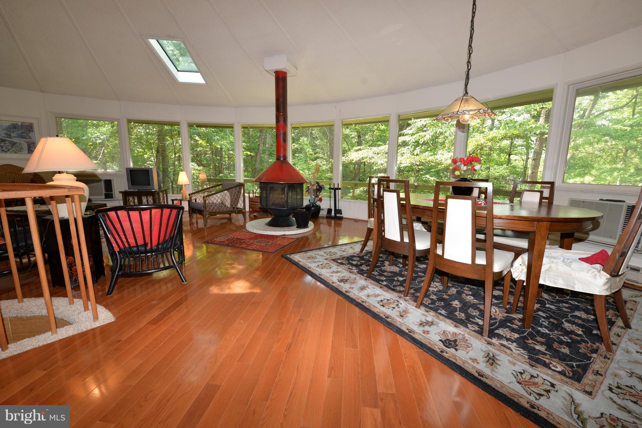 369 Palmer Road Basye, VA 22810 - Photo 17 of 18 Dining Room