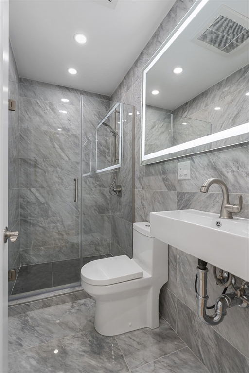 31 Bay State Road, Unit 4 Boston, MA 02215 - Photo 23 of 42