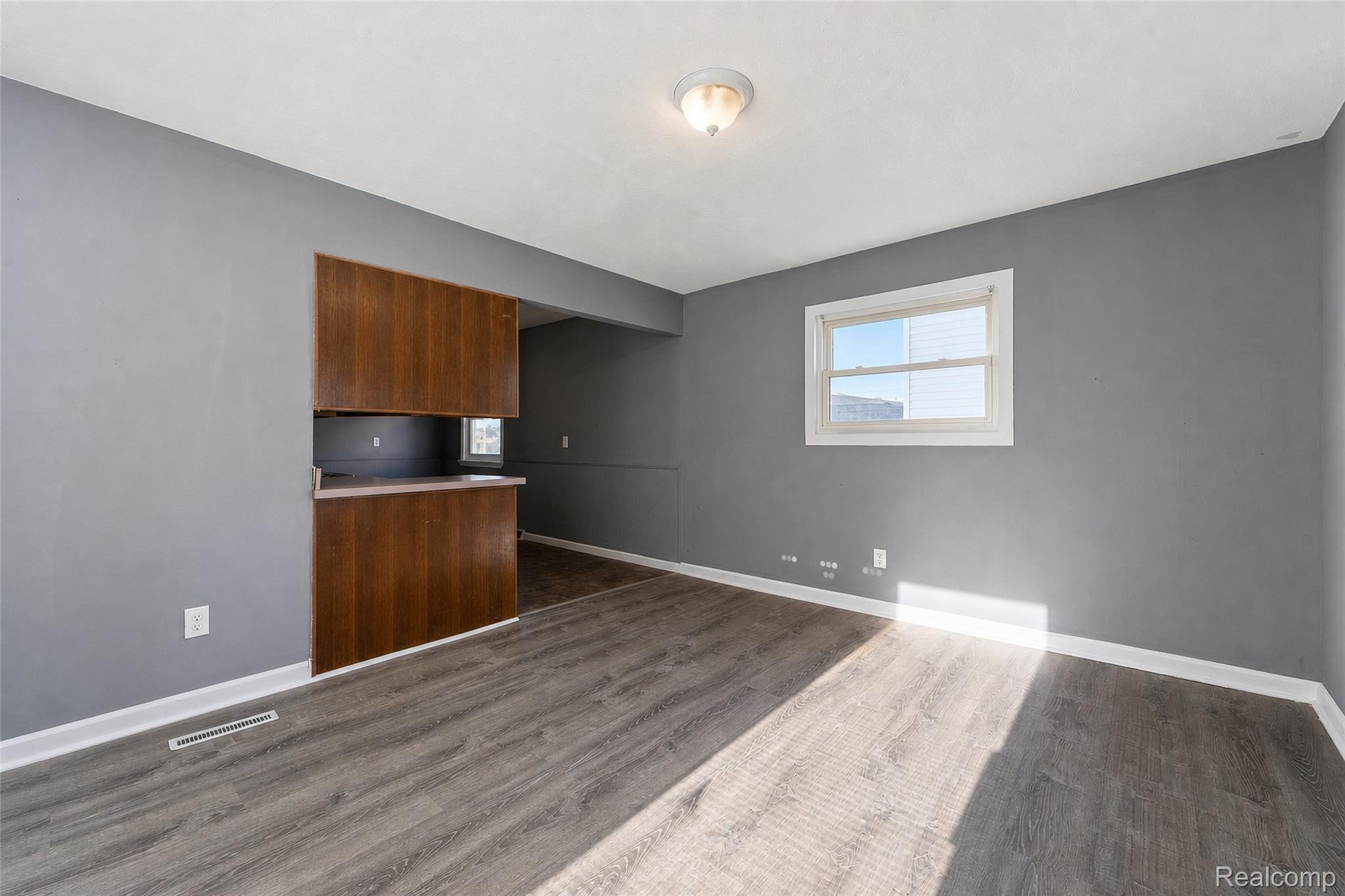 26137 Superior Road Taylor, MI 48180 - Photo 22 of 34 B-26137 Superior st Taylor-13.jpg