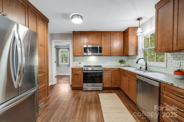 $899,000 | 19 Albemarle Road, Asheville, NC 28801