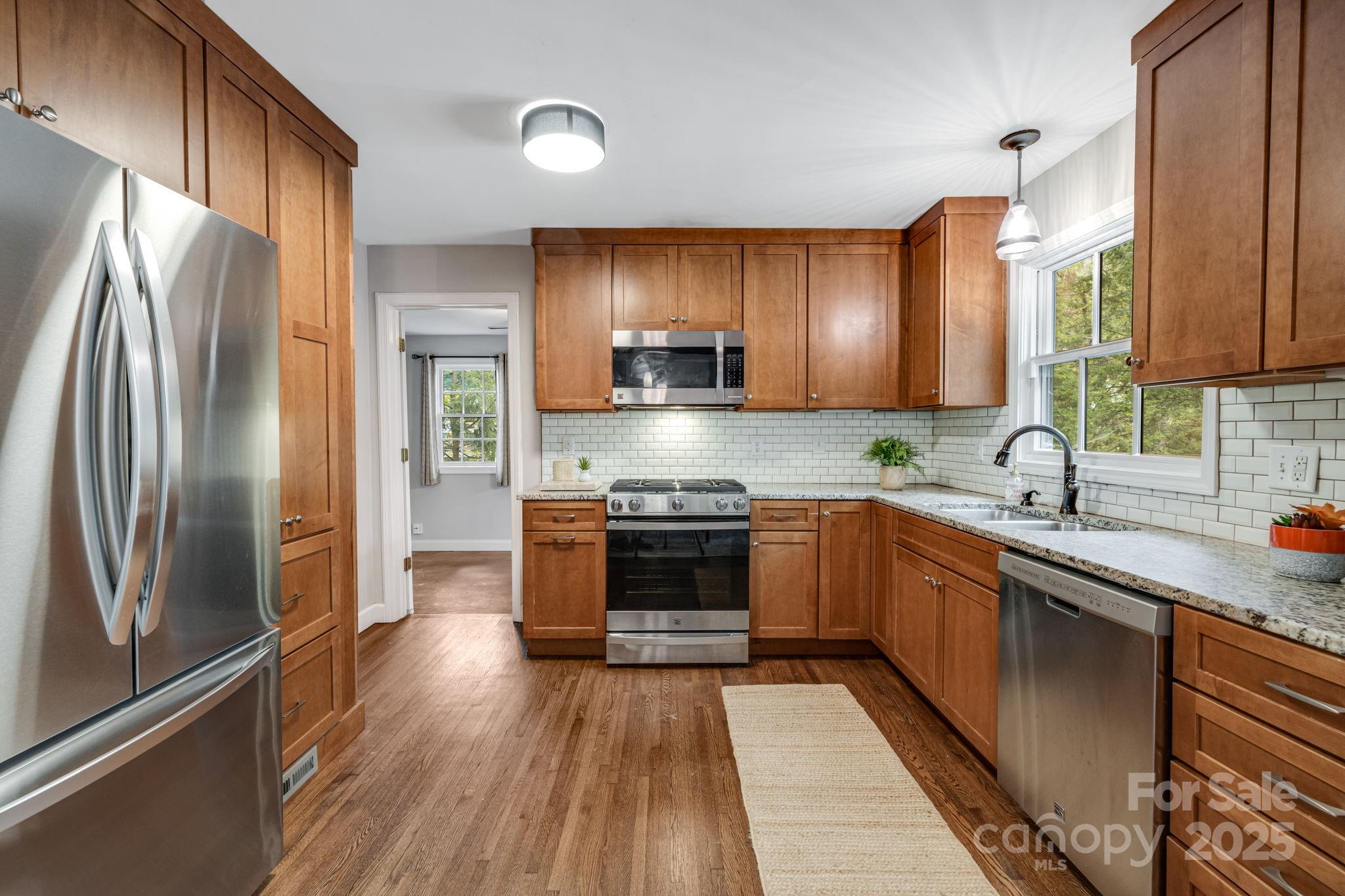 19 Albemarle Road Asheville, NC 28801 - Photo 12 of 32