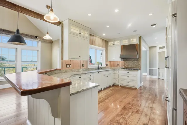 $2,750,000 | 900 Crosswind Road, Charlotte, VT 05445