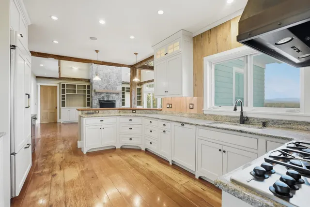 $2,750,000 | 900 Crosswind Road, Charlotte, VT 05445