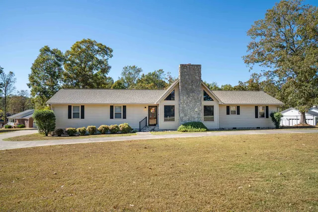 $369,000 | 250 Garden Lakes Drive, Blacksburg, SC 29702