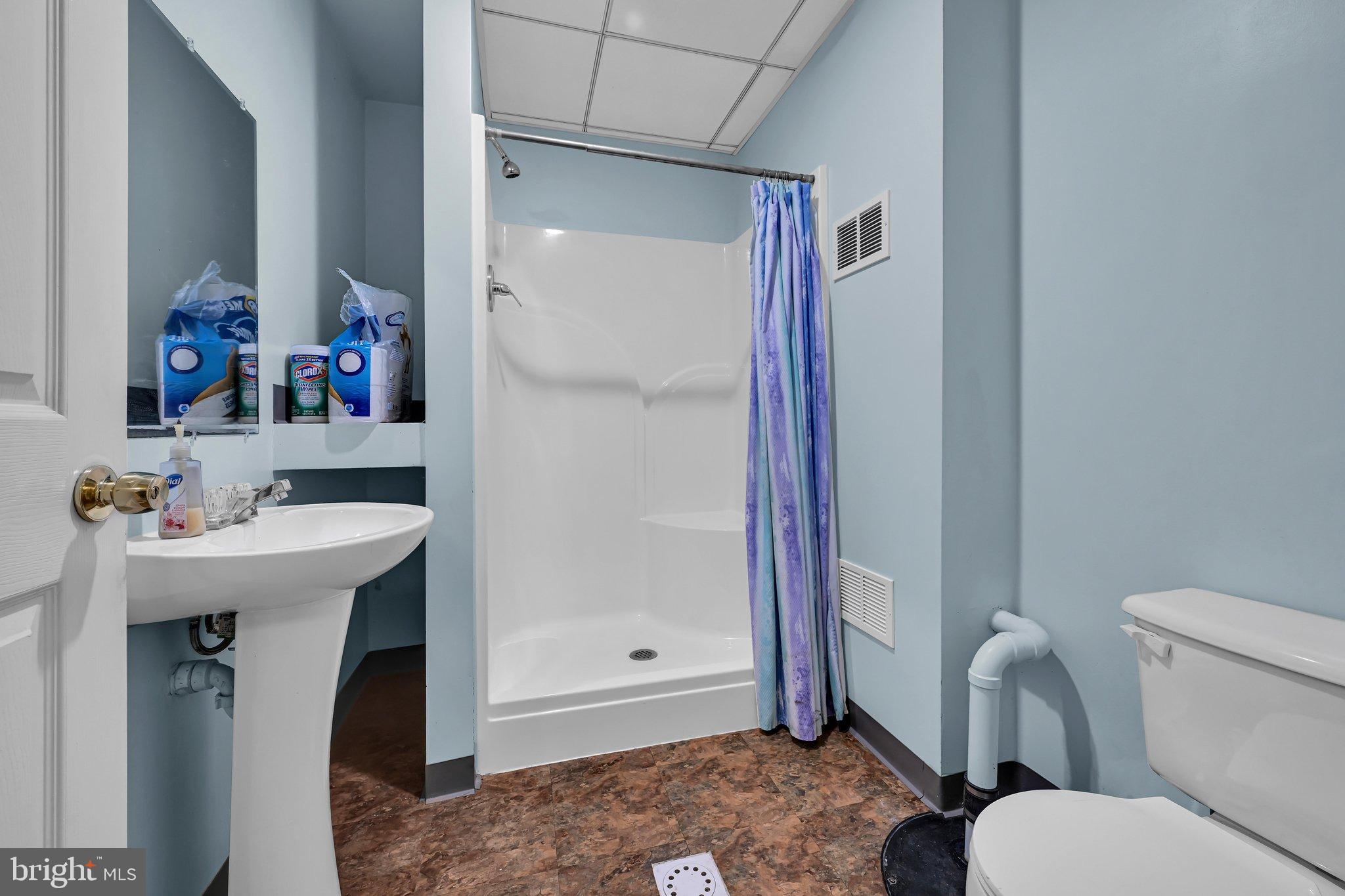 1420 Old Rohrerstown Road Lancaster, PA 17601 - Photo 50 of 72 Bathroom