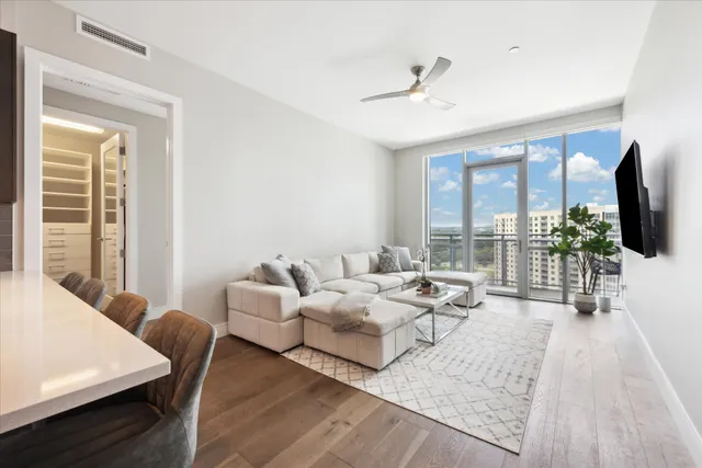 $1,044,000 | 222 West Avenue, Unit 1504, Austin, TX 78701