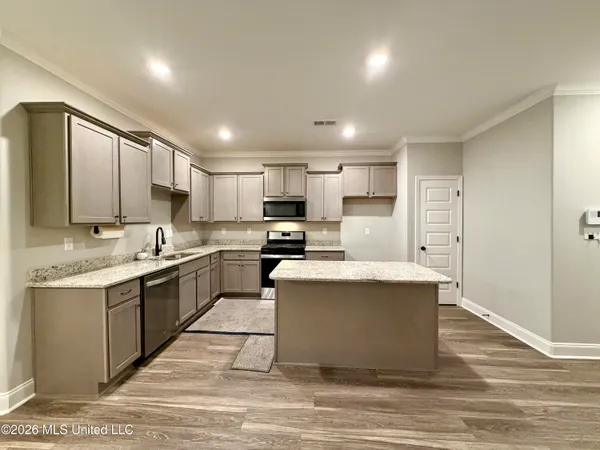 $389,900 | 668 Millers Way, Nesbit, MS 38651
