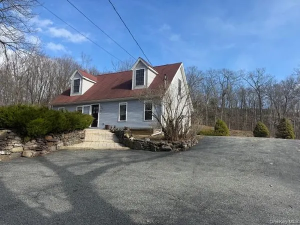 $3,000 | 52 Continental Road, Warwick, NY 10990