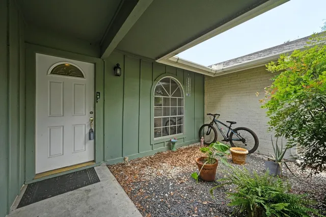 a view of a workspace