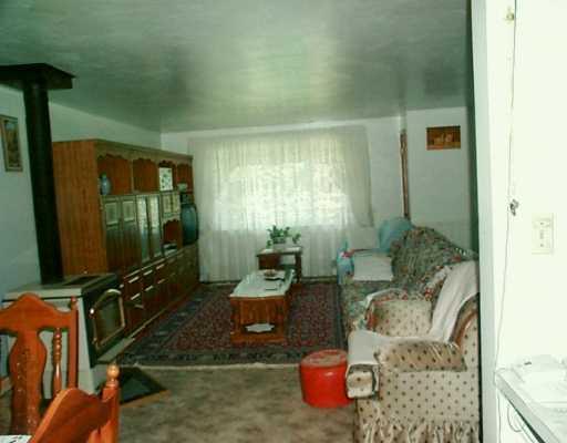 4060 Gibsonia Road Gibsonia, PA 15044 - Photo 3 of 8 Living Room.