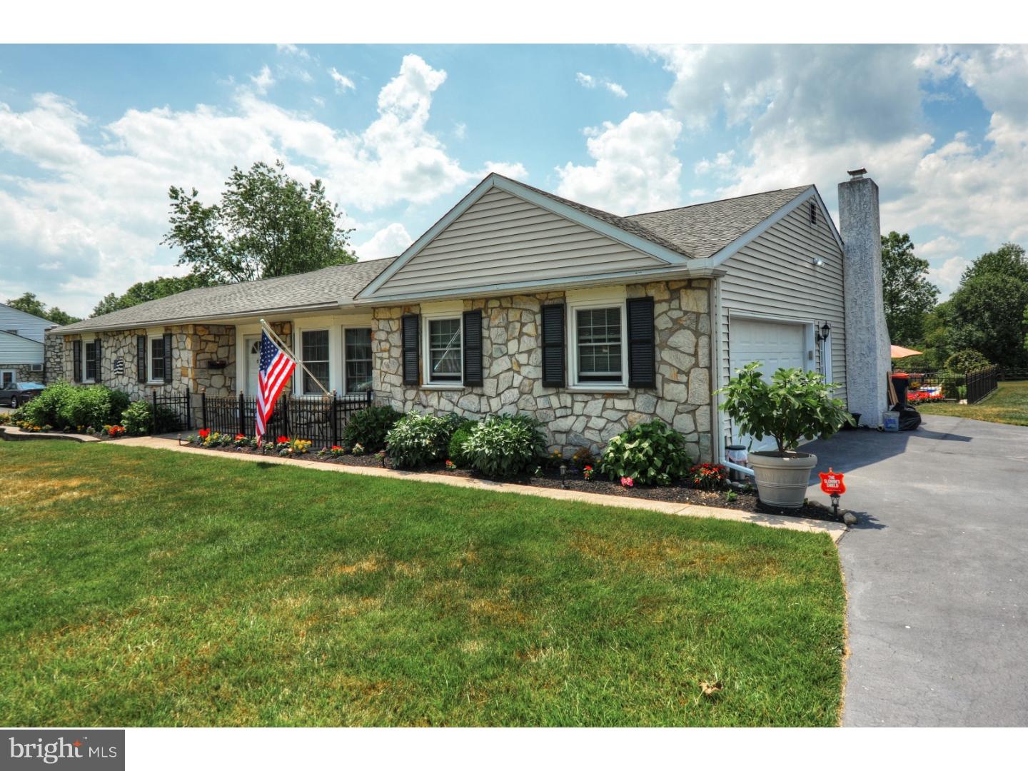 51 Varnum Road Norristown, PA 19403 - Photo 3 of 25 Gallery Image 3