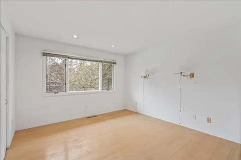 $1,650,000 | 8 Fiddler Crab Trail, Westhampton, NY 11977