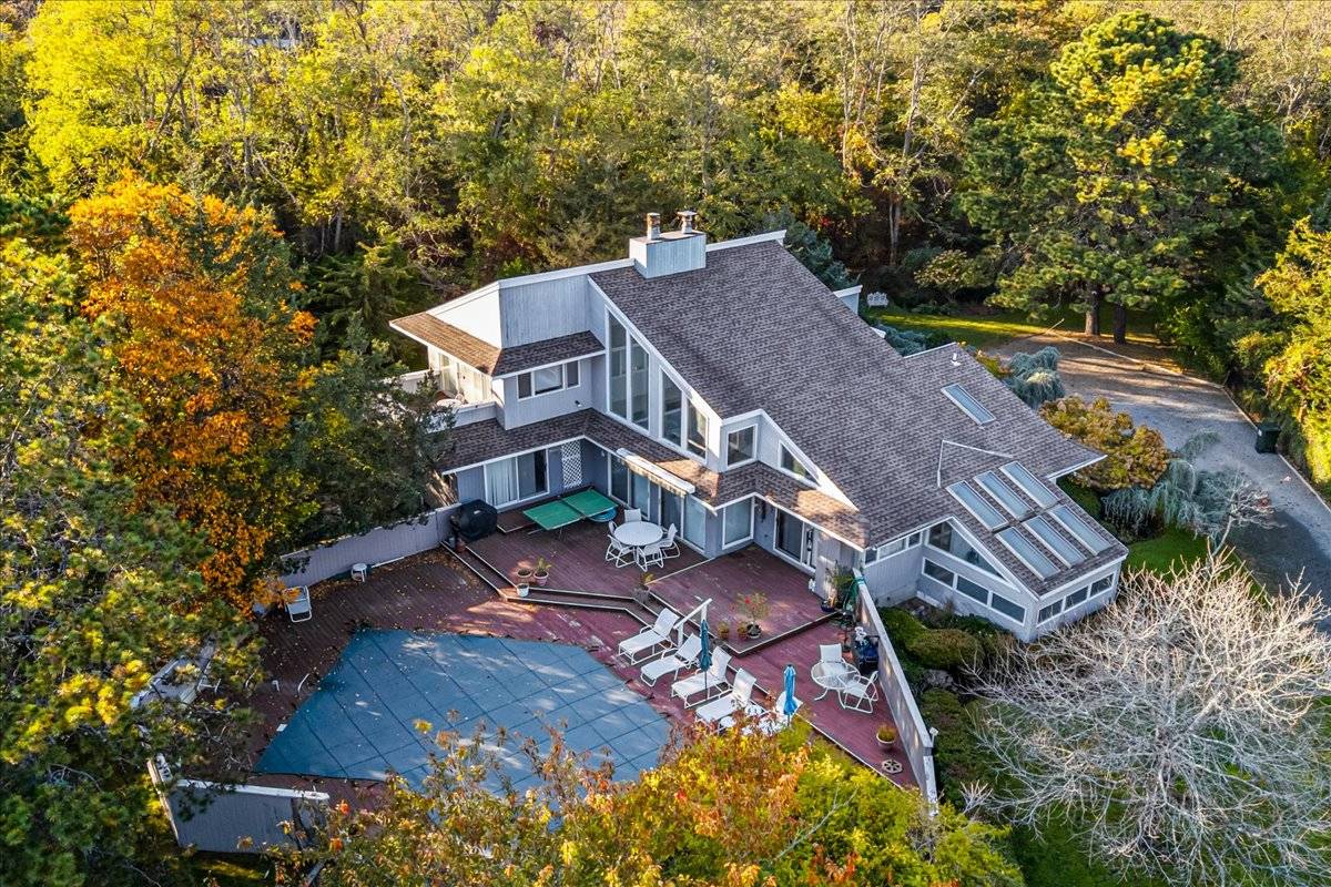 8 Fiddler Crab Trail Westhampton, NY 11977 - Photo 3 of 35