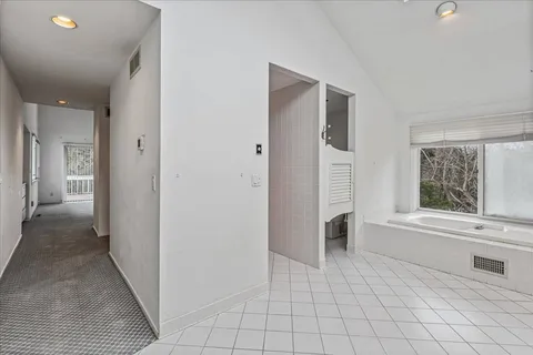 $1,650,000 | 8 Fiddler Crab Trail, Westhampton, NY 11977