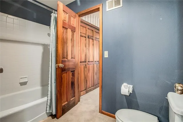 $540,000 | 2913 Southwest 11th Street, Lee's Summit, MO 64081