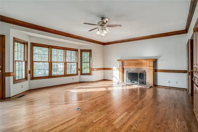 $540,000 | 2913 Southwest 11th Street, Lee's Summit, MO 64081