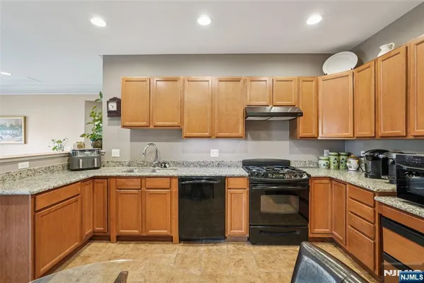 $449,000 | 2217 Warren's Way, Wanaque, NJ 07465