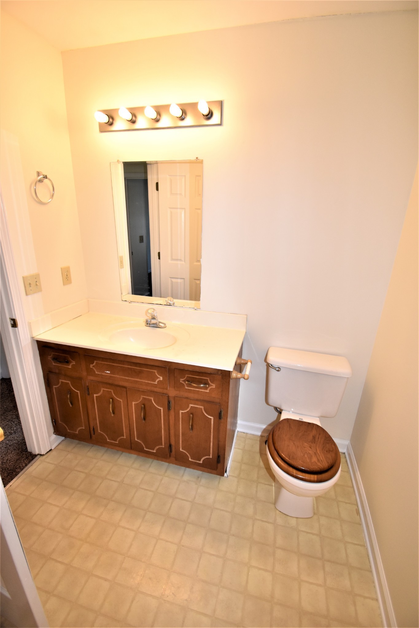 295 Raleigh Drive, Unit D Clarksville, TN 37043 - Photo 14 of 20