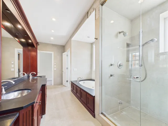 $2,100,000 | 1242 West Dickens Avenue, Chicago, IL 60614