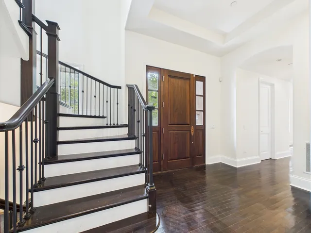 $2,100,000 | 1242 West Dickens Avenue, Chicago, IL 60614