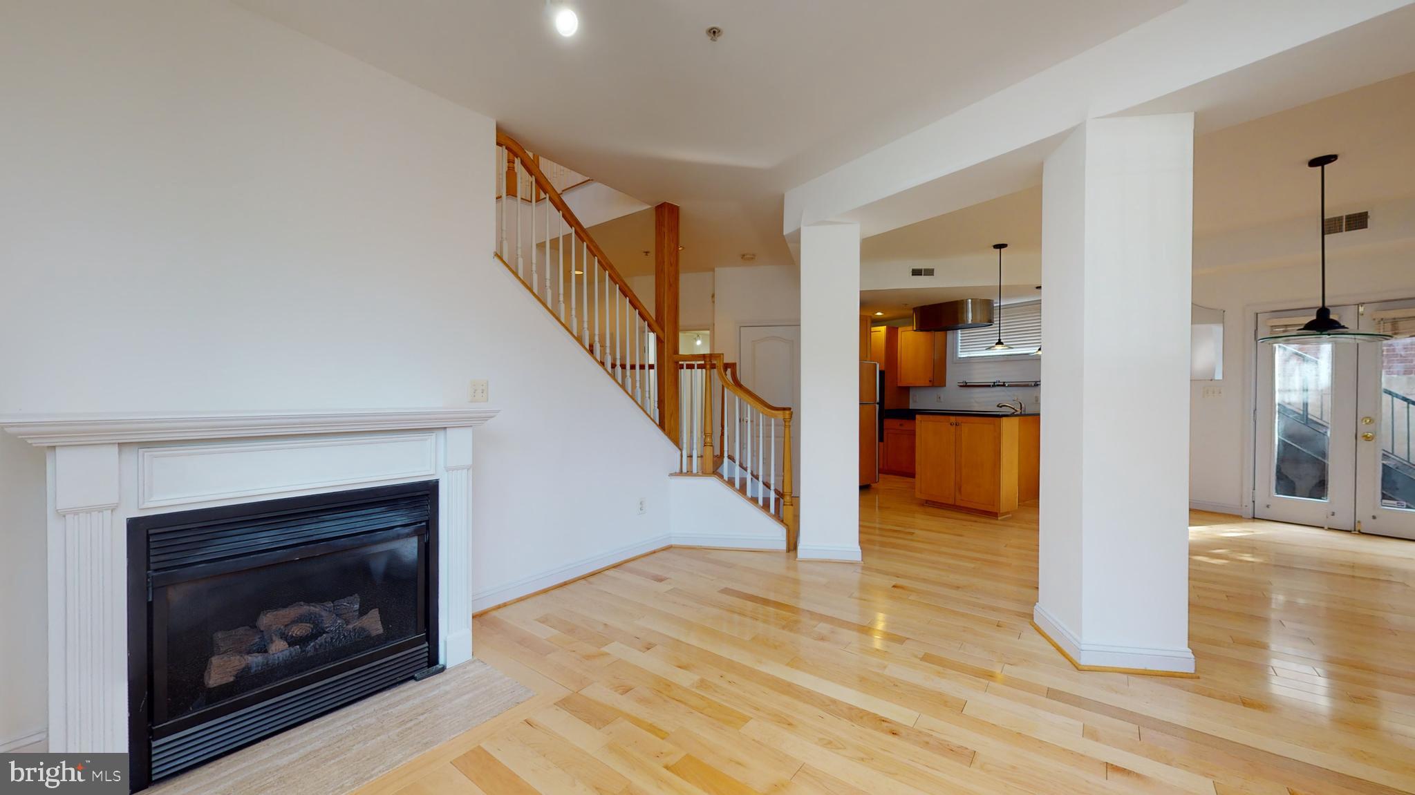 27 Logan Circle Northwest, Unit 13 Washington, DC 20005 - Photo 14 of 35