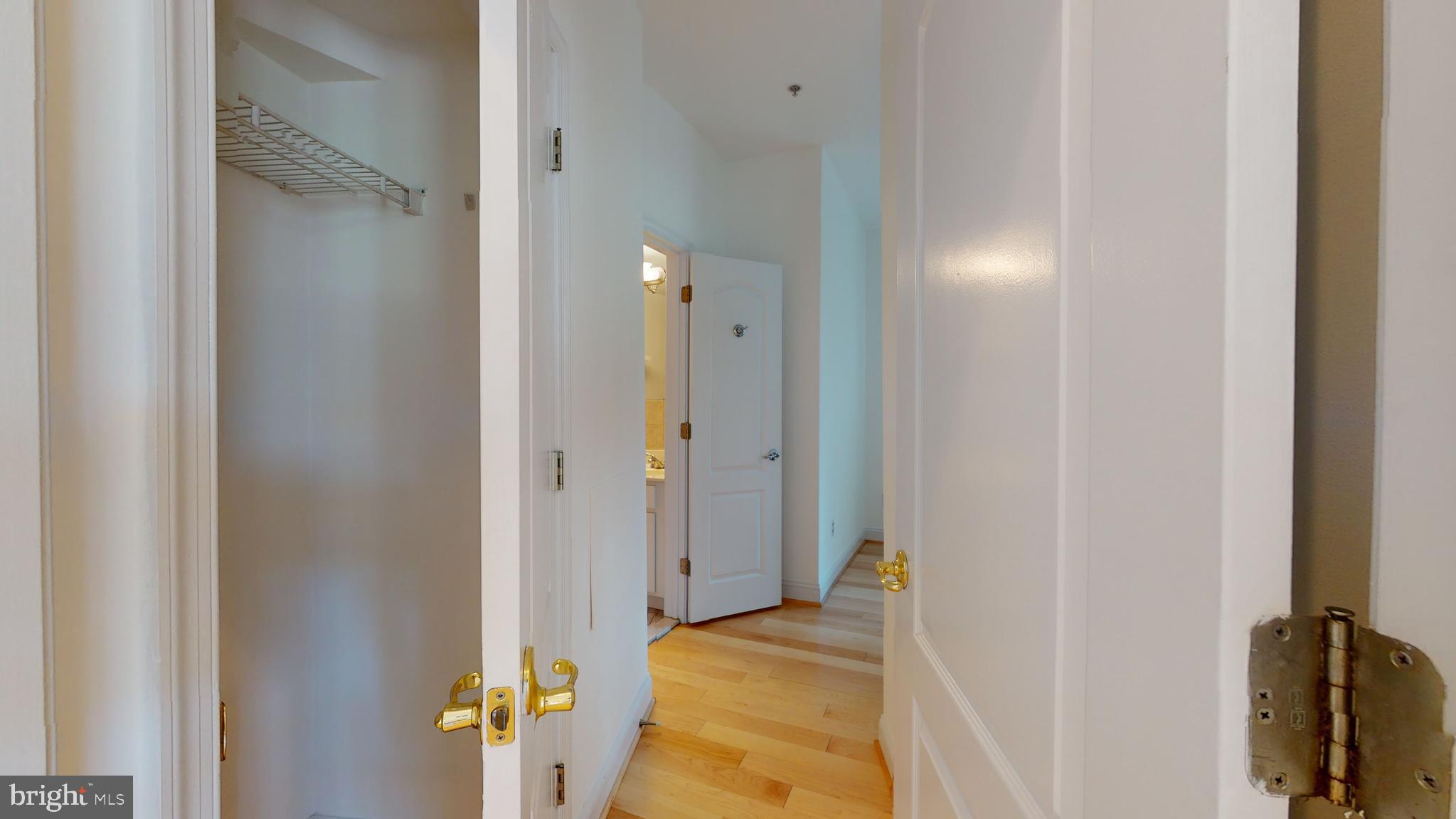 27 Logan Circle Northwest, Unit 13 Washington, DC 20005 - Photo 17 of 35