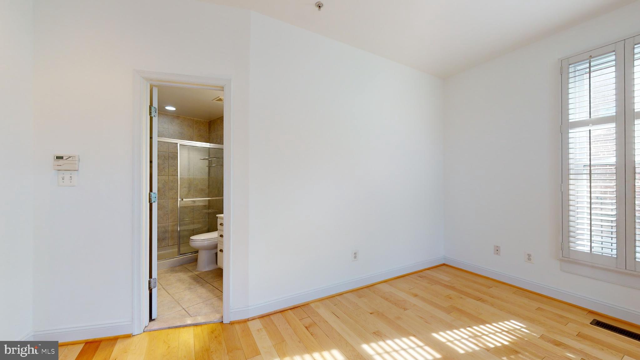 27 Logan Circle Northwest, Unit 13 Washington, DC 20005 - Photo 33 of 35