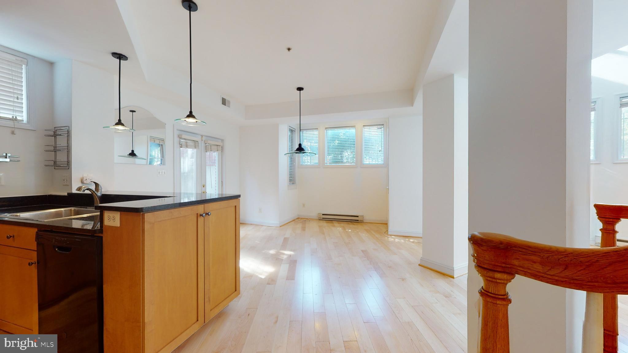 27 Logan Circle Northwest, Unit 13 Washington, DC 20005 - Photo 7 of 35