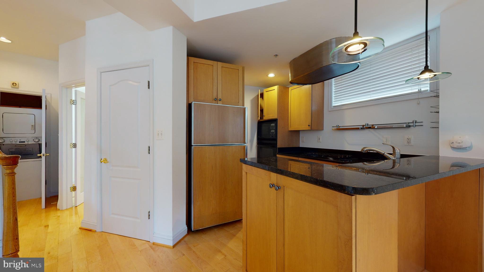 27 Logan Circle Northwest, Unit 13 Washington, DC 20005 - Photo 8 of 35