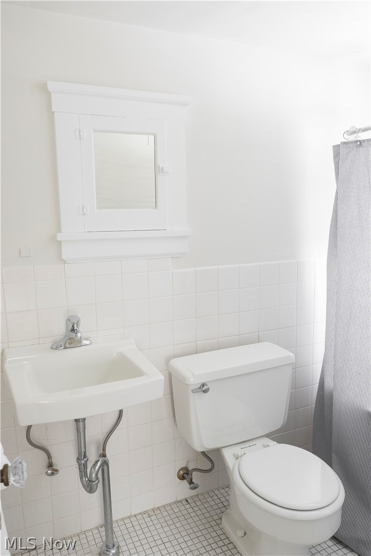 16701 Fernway Road Cleveland, OH 44120 - Photo 19 of 19 Gallery Image 19
