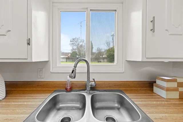 $438,000 | 5631 Engle Road, Carmichael, CA 95608