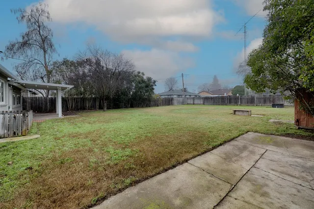 $438,000 | 5631 Engle Road, Carmichael, CA 95608