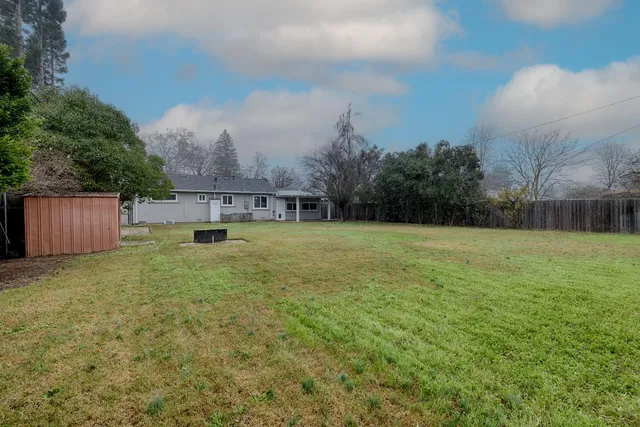 $438,000 | 5631 Engle Road, Carmichael, CA 95608