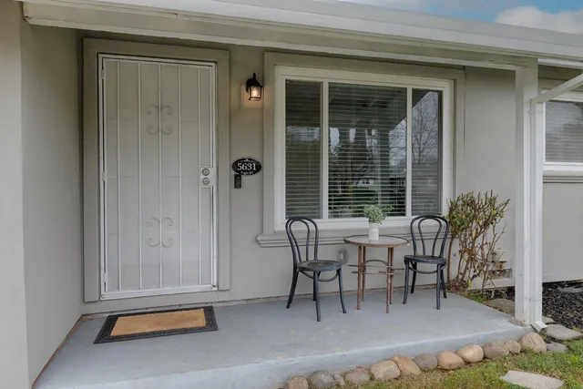 $438,000 | 5631 Engle Road, Carmichael, CA 95608