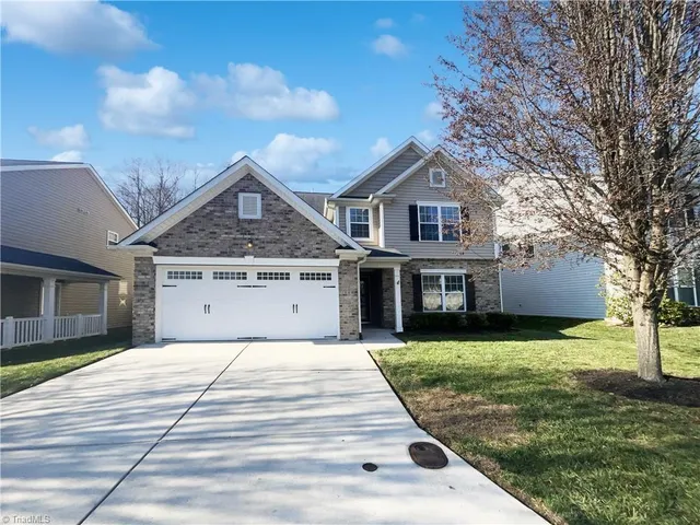 $348,000 | 2102 Longburn Drive, Kernersville, NC 27284