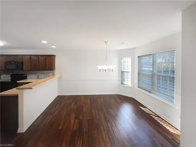 $348,000 | 2102 Longburn Drive, Kernersville, NC 27284