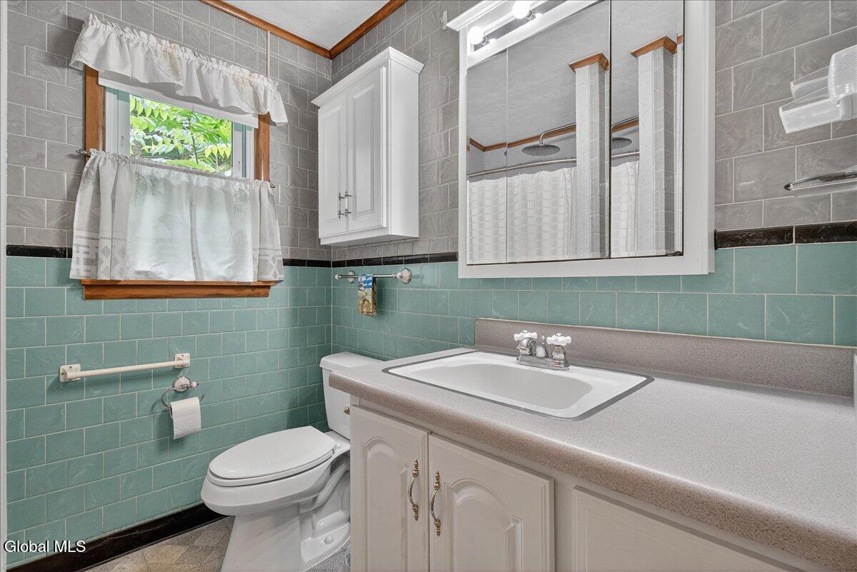 190 Miller Road Schodack, NY 12033 - Photo 18 of 46 23-190 MILLER RD-32