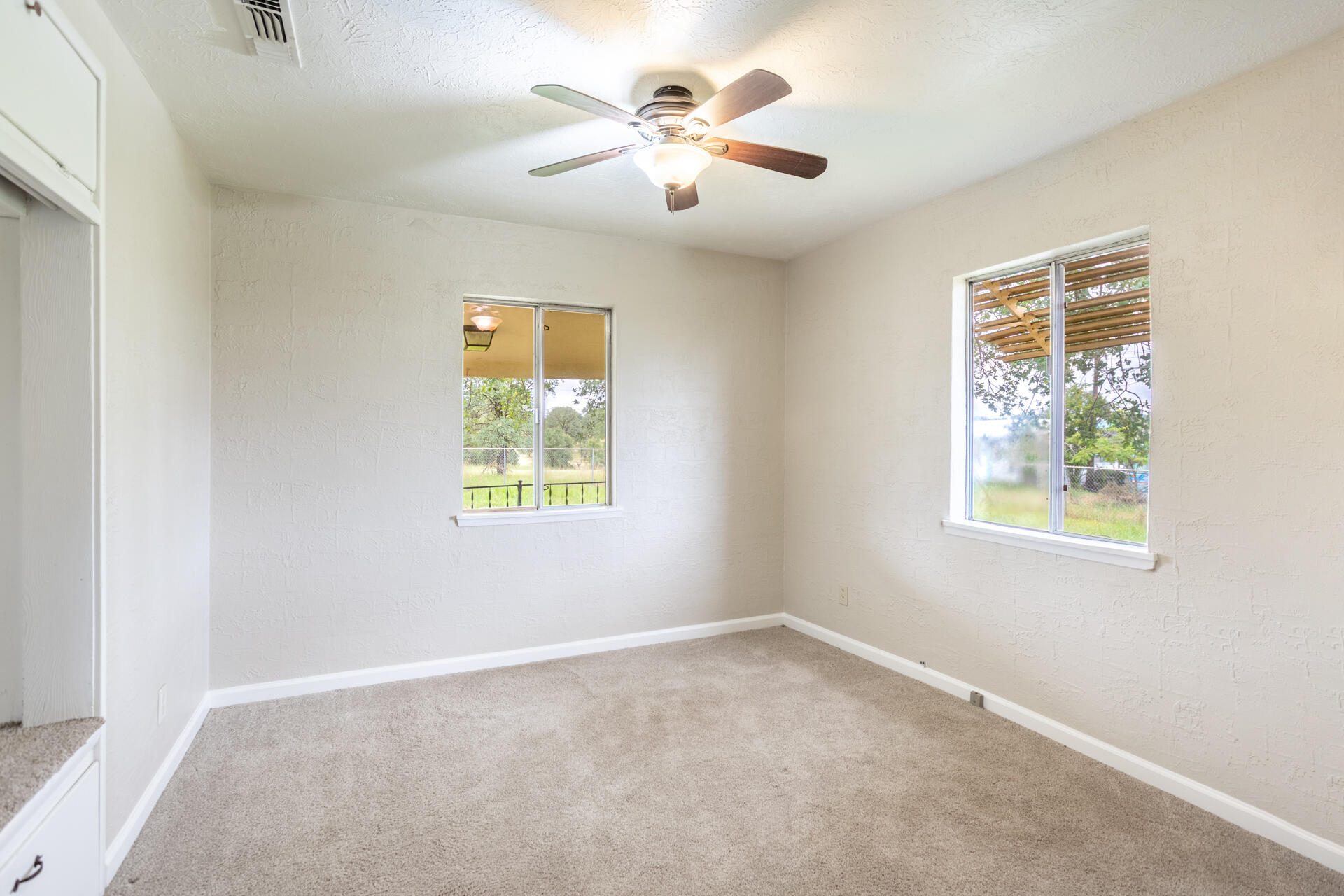 2362 Old Alturas Road Redding, CA 96003 - Photo 15 of 18 Master Bedroom