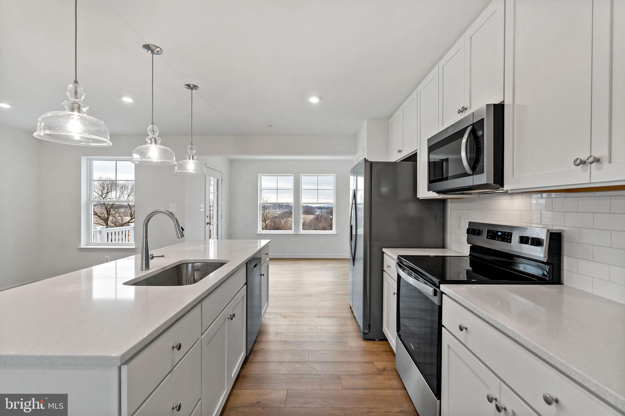 19 Angus Drive Hanover, PA 17331 - Photo 7 of 29