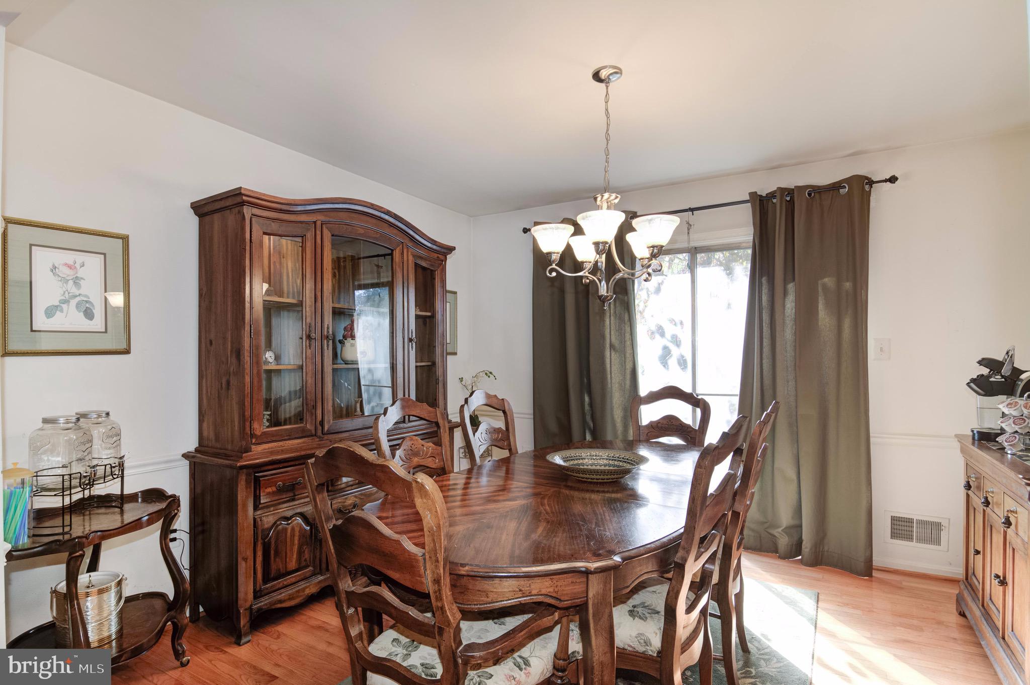 7915 Laural Valley Way Springfield, VA 22153 - Photo 6 of 19 Dining Room