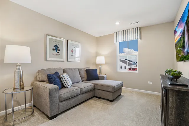 $369,900 | 1725 Sunglow Lane, DeKalb, IL 60115