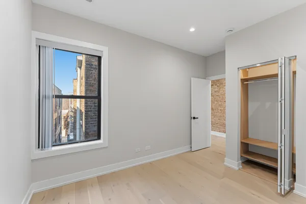 $5,500 | 7516 North Eastlake Terrace, Unit 3, Chicago, IL 60626